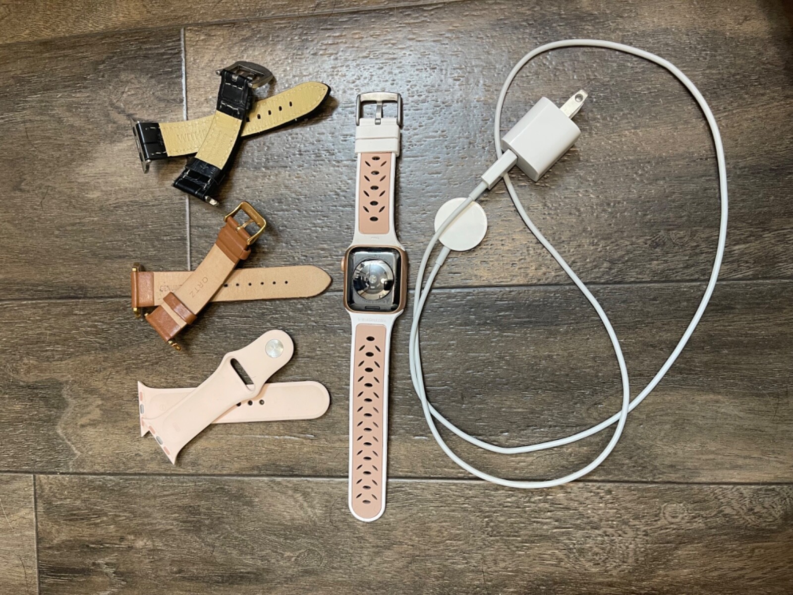 Apple Watch Series 5 40mm Gold Case with Pink Aluminum Band (MWWP2LL/A) 