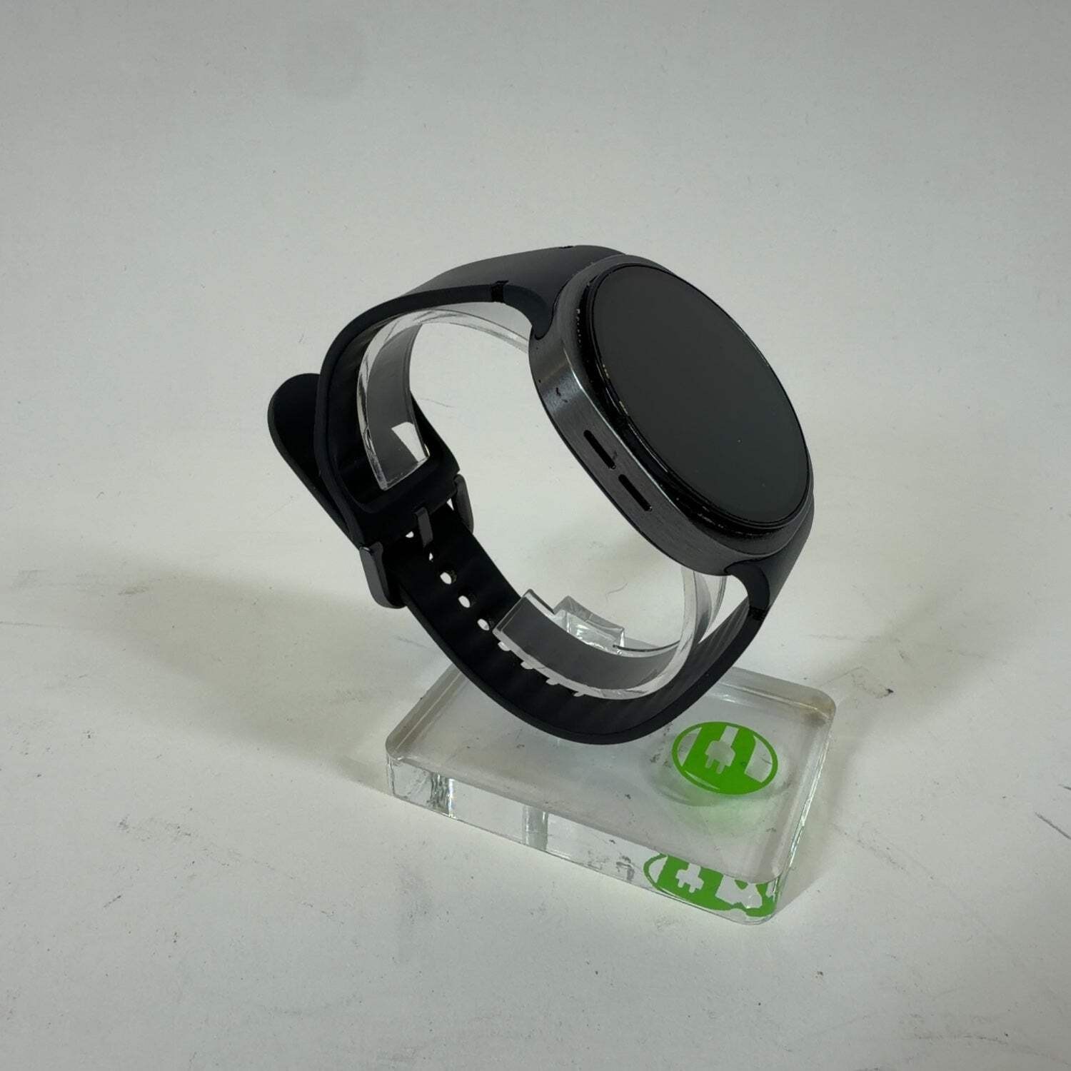 GPS Only Samsung Galaxy Watch8 Armor Aluminum SM-L330