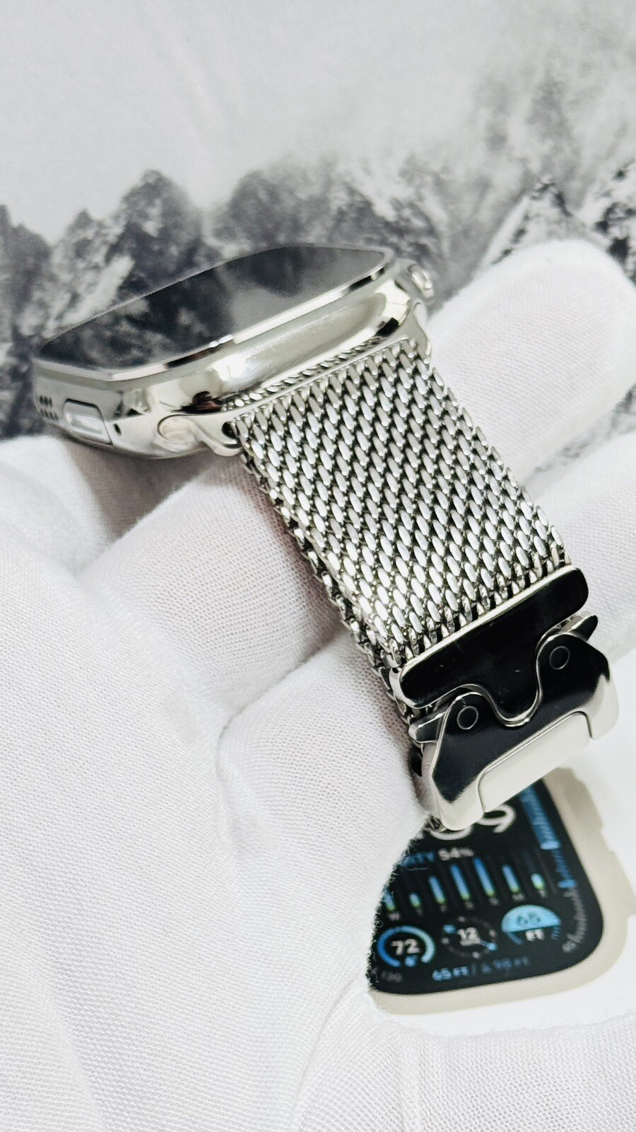 Apple Watch ULTRA 3 49mm CUSTOM Diamond Polished Apple Titanium Milanese Loop