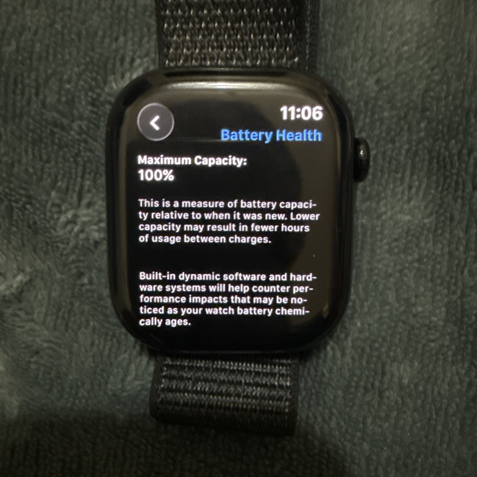 Apple Watch Series 11 46mm GPS Jet Black