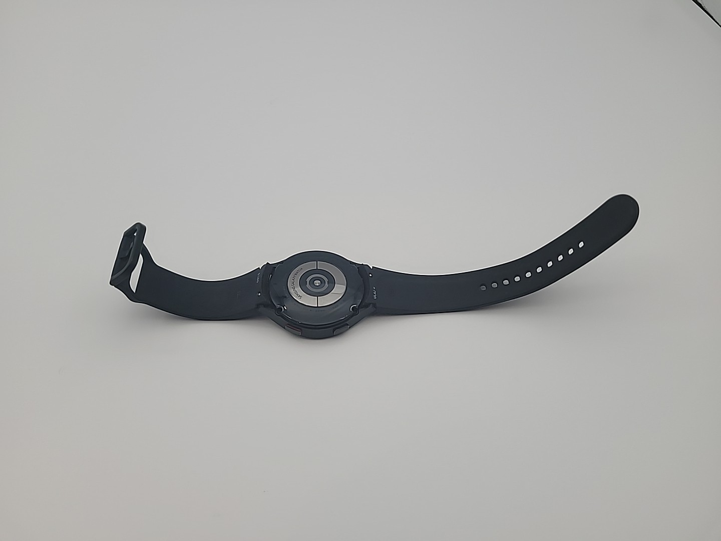 Samsung Galaxy Watch4 SM-R870 44mm Aluminum Case with Sport Band – Black A+ Good