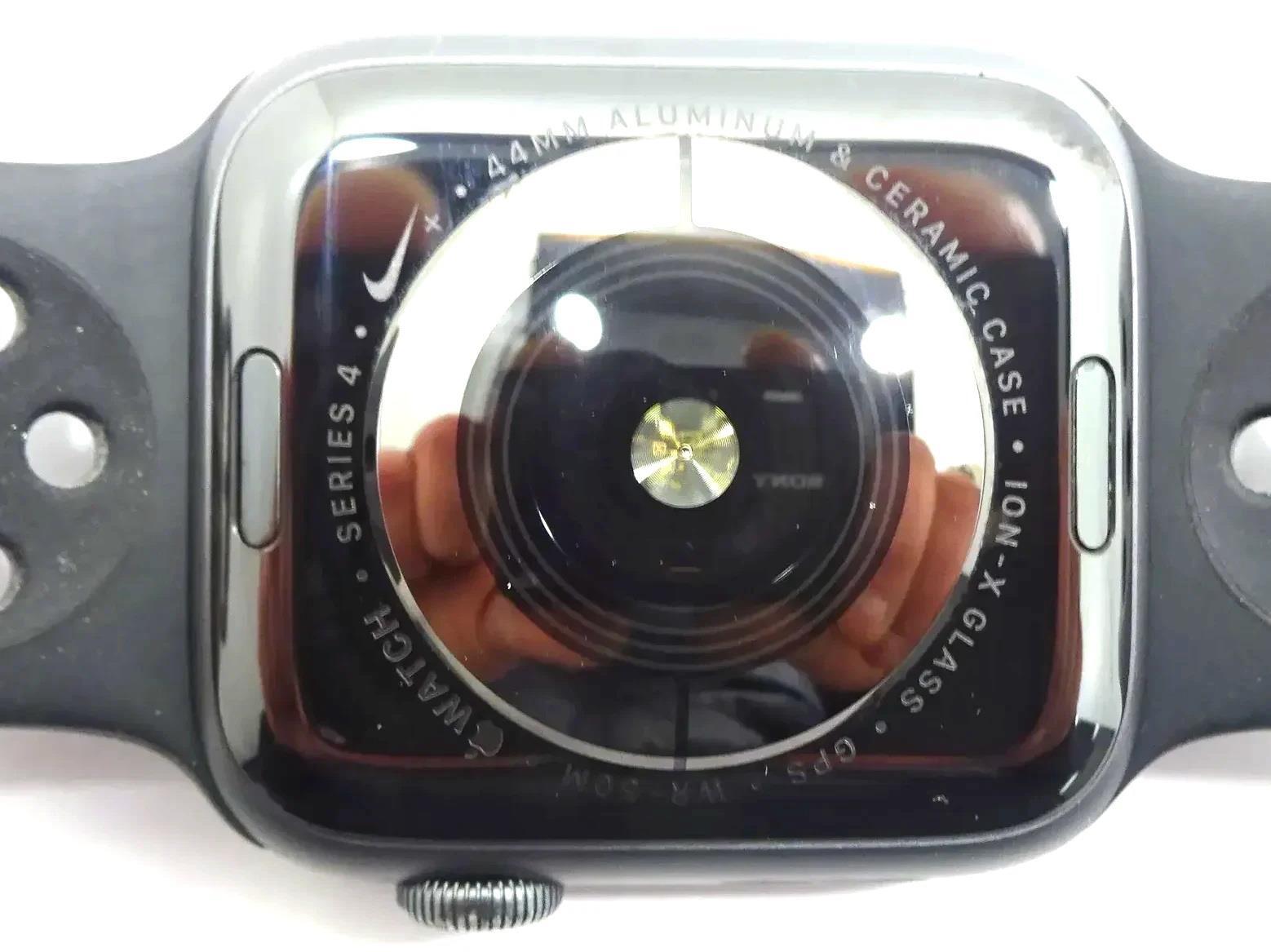 APPLE Watch Series 4 GPS – 44MM Aluminum Case A1978 – Black