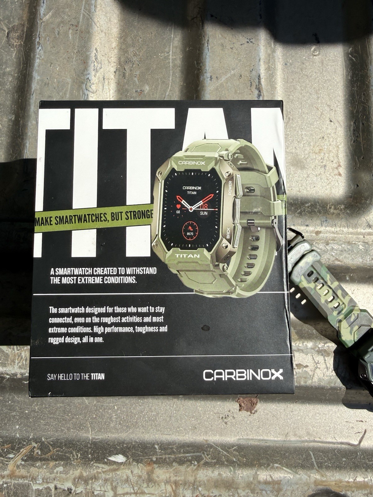 CARBINOX Titan Smartwatch Camouflage Silicone Band Green Metal Case Waterproof