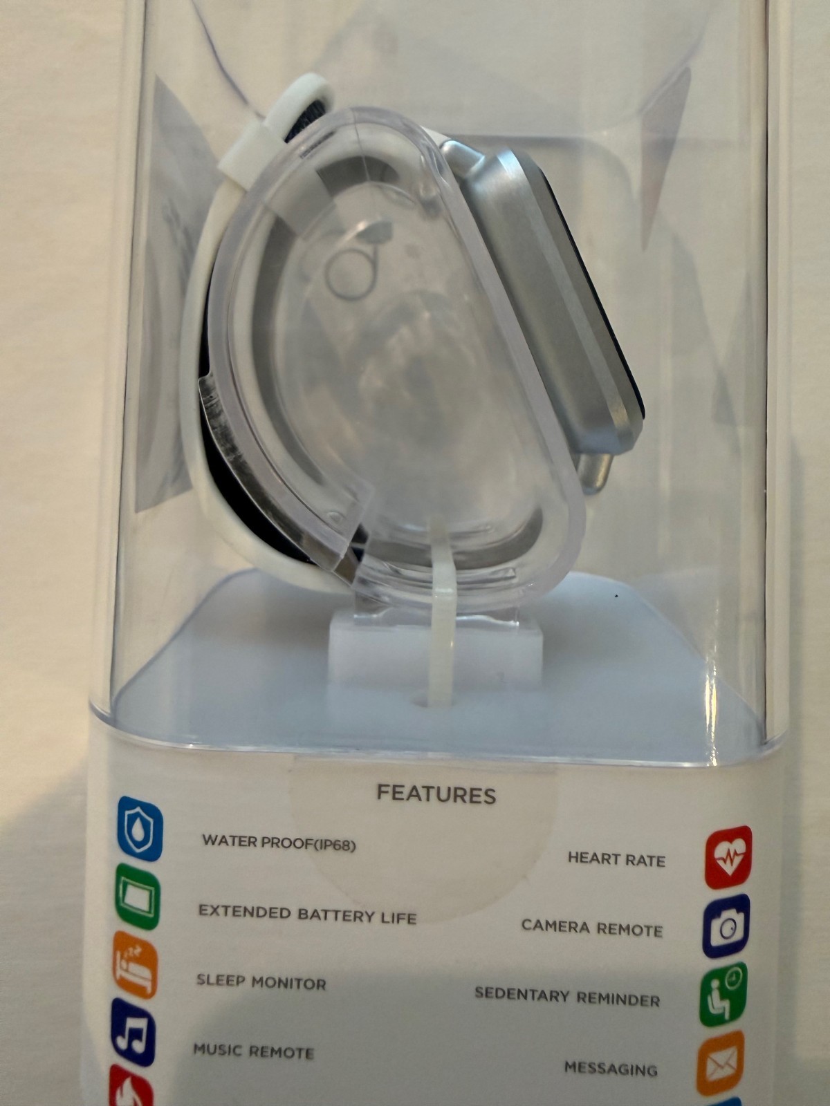 iTouch Air 2S: Silver Case With White And Black Perforated Strap