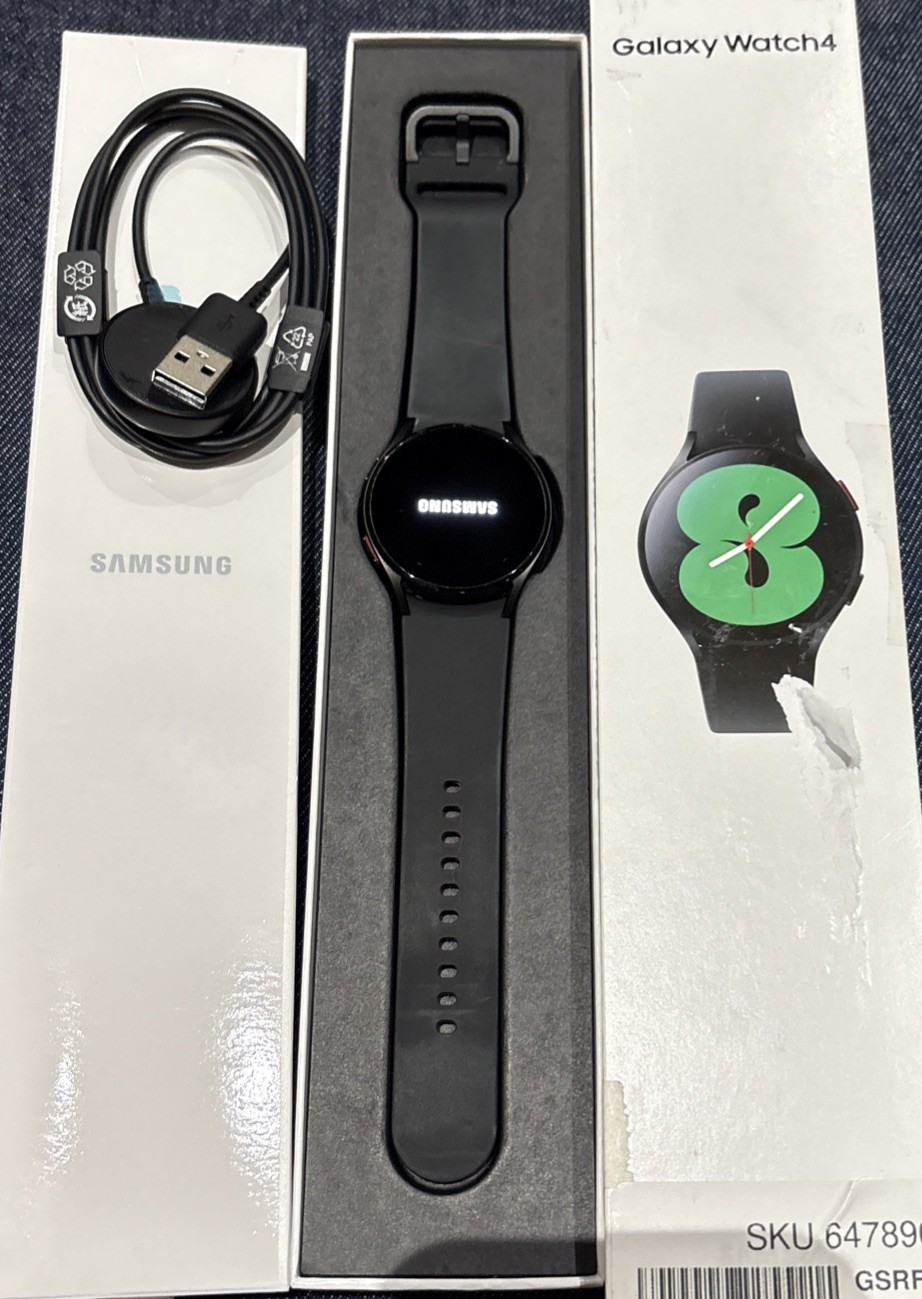 Samsung Galaxy Watch4 40mm R860 GPS – Excellent Open Box ExcellentBlack