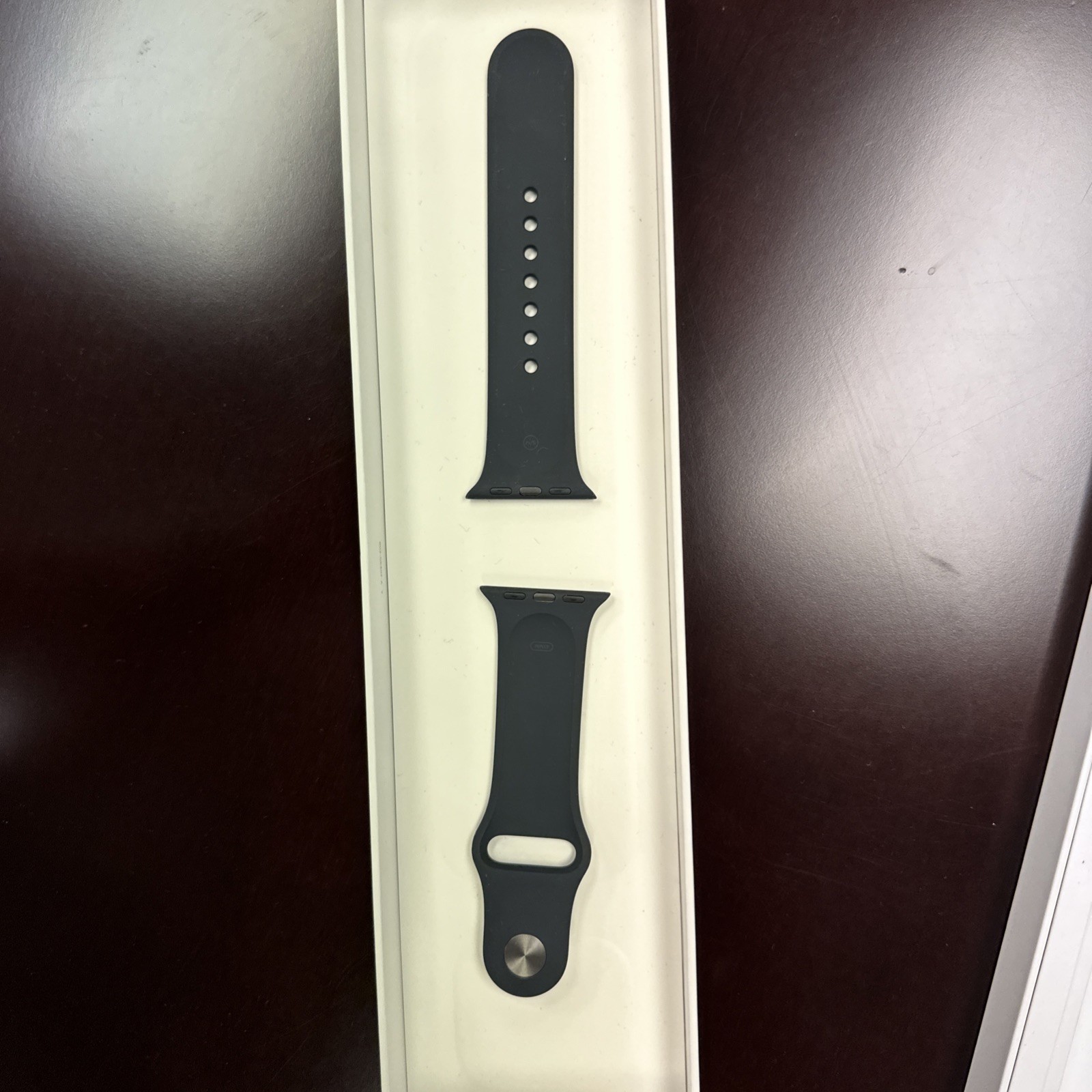 Apple Watch SE (2022) 40mm Midnight Aluminum Case with Sport Band, S/M GPS
