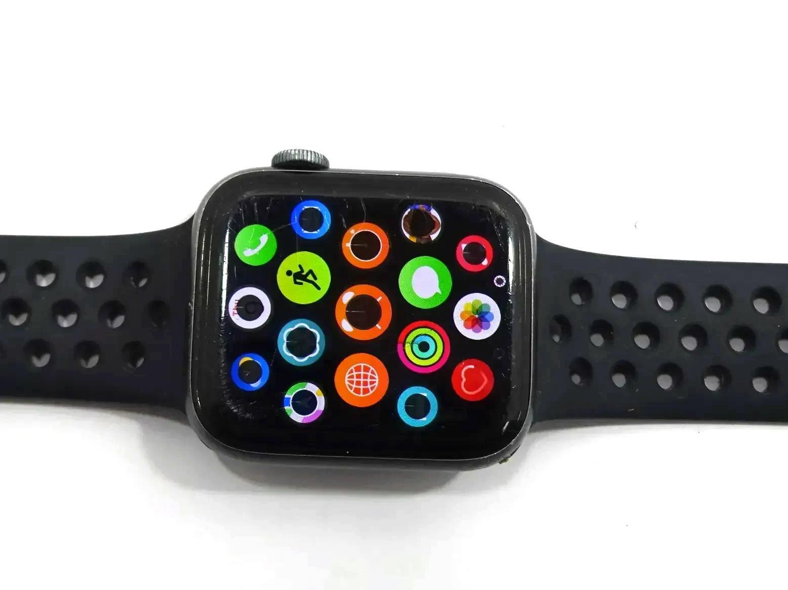 APPLE Watch Series 4 GPS – 44MM Aluminum Case A1978 – Black