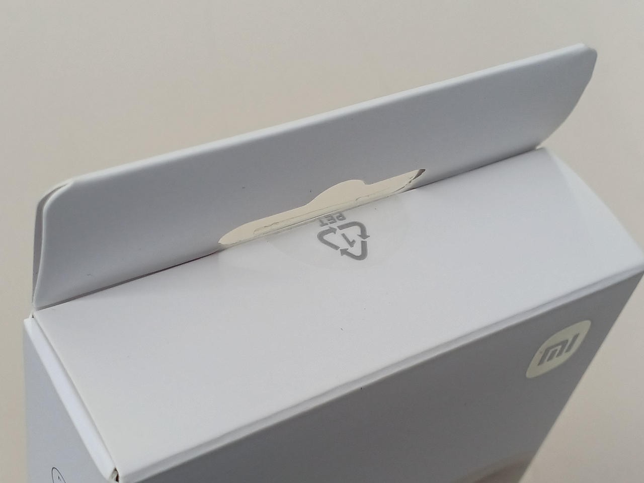 Xiaomi Smart Band 8 Fitness Tracker Smartwatch Heart Rate Monitor Unopened