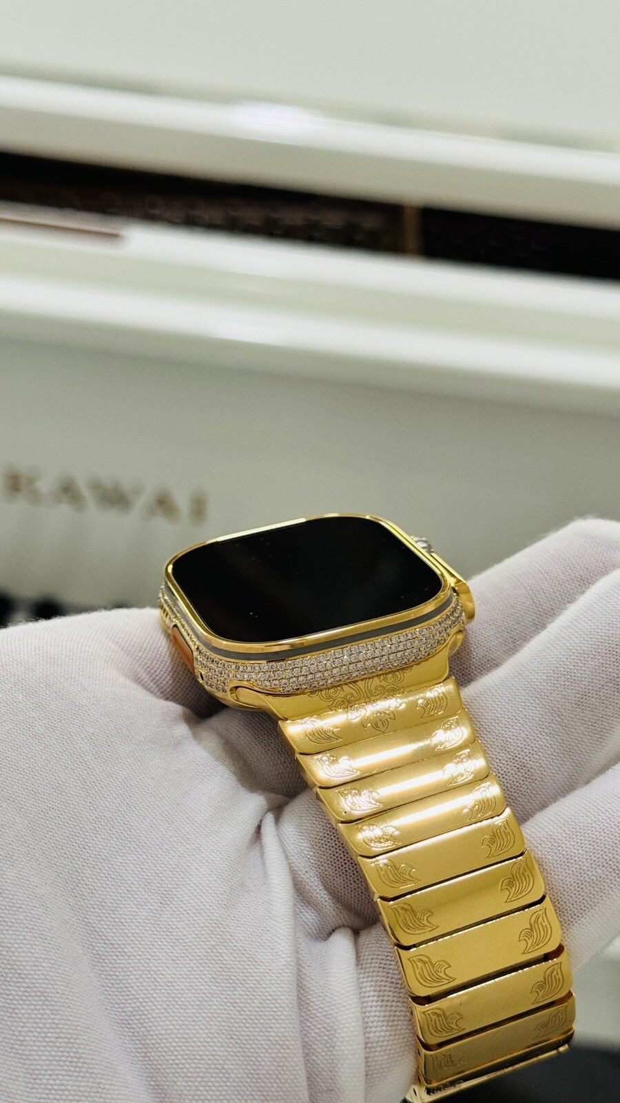 24k Gold Plated Apple Watch ULTRA 3 49mm Zircon Diamonds Engraved 24k Gold Band
