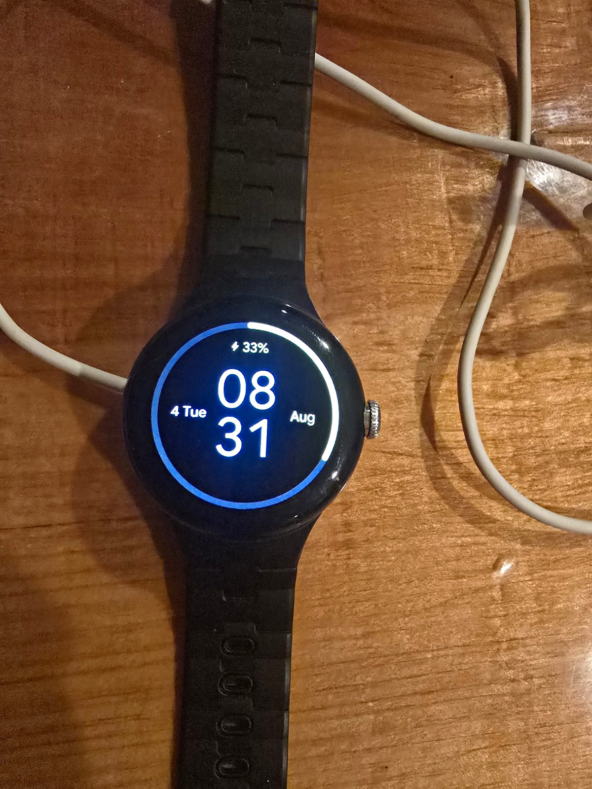 Google Pixel Watch 41mm Black Silicone Band 32GB Unlocked & Charging cord