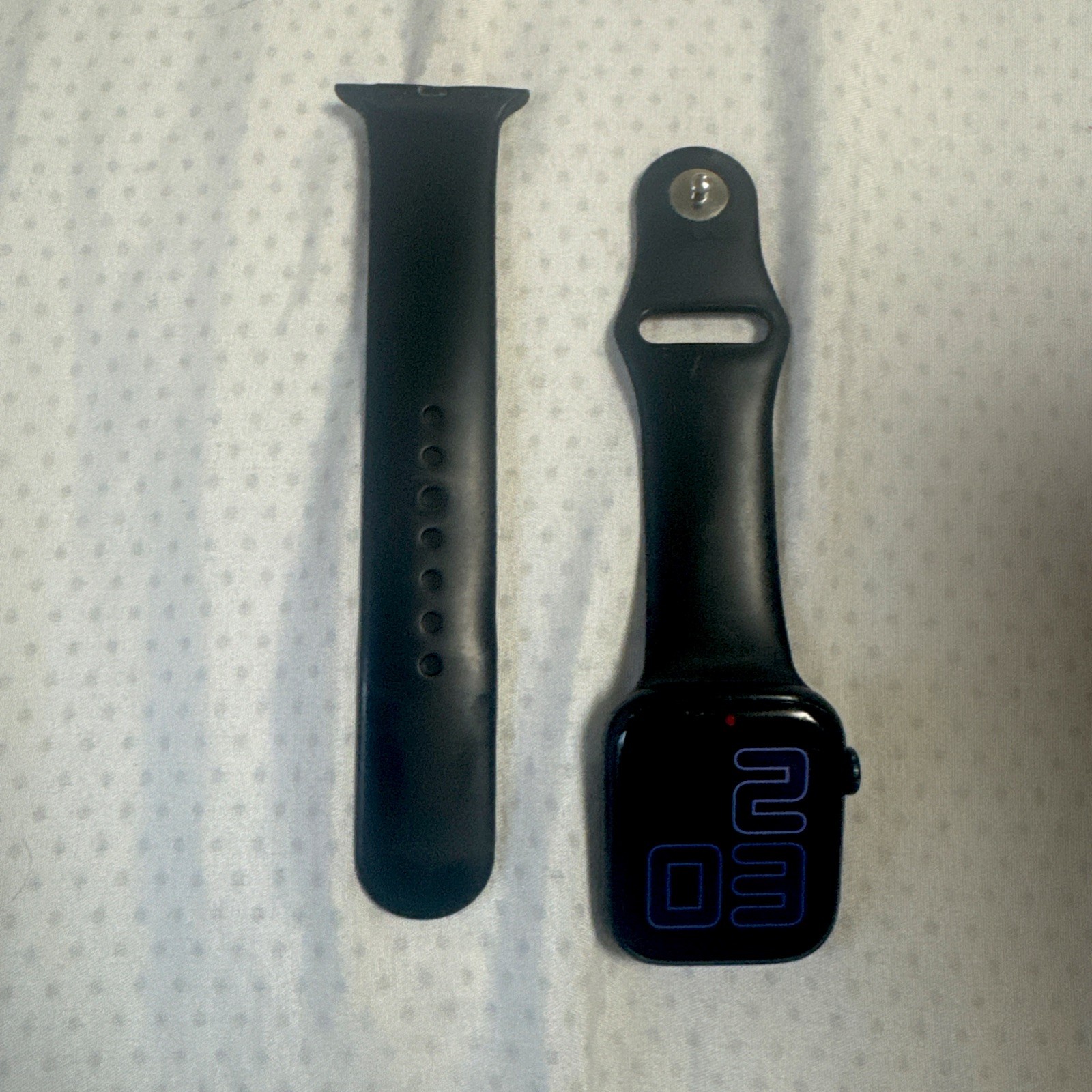 Apple Series 7 45mm A2474 Watch GPS ONLY Black/Black with M/L Sized Black Band