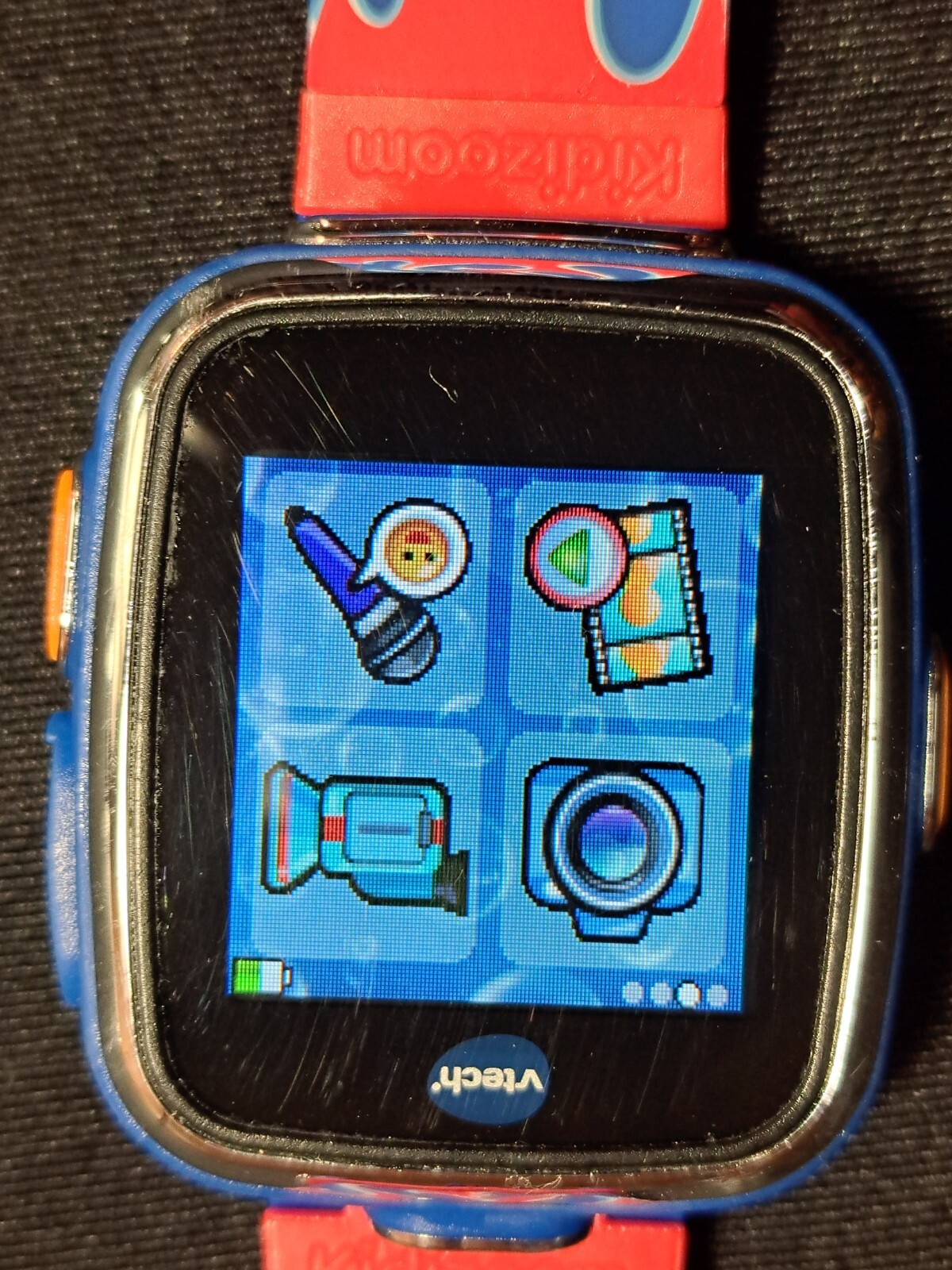 VTECH 1716 Kidizoom Smart Watch Fire Red Blue Wristband