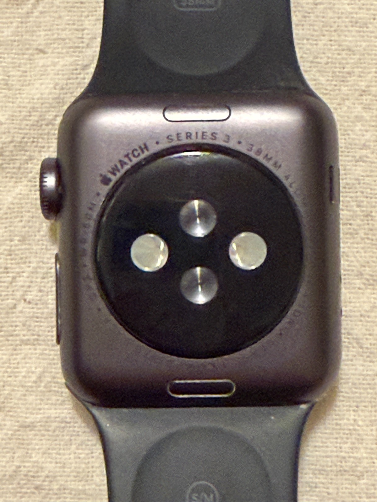 Apple watch series 3 black sport band 38mm case clean good condition