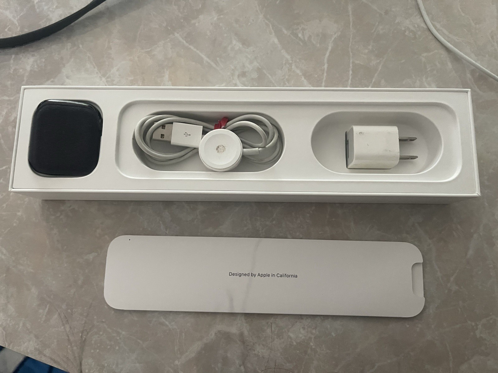 Apple Watch Series 5 44mm Space Gray Black SportBand GPS Cellular Unlocked A2095