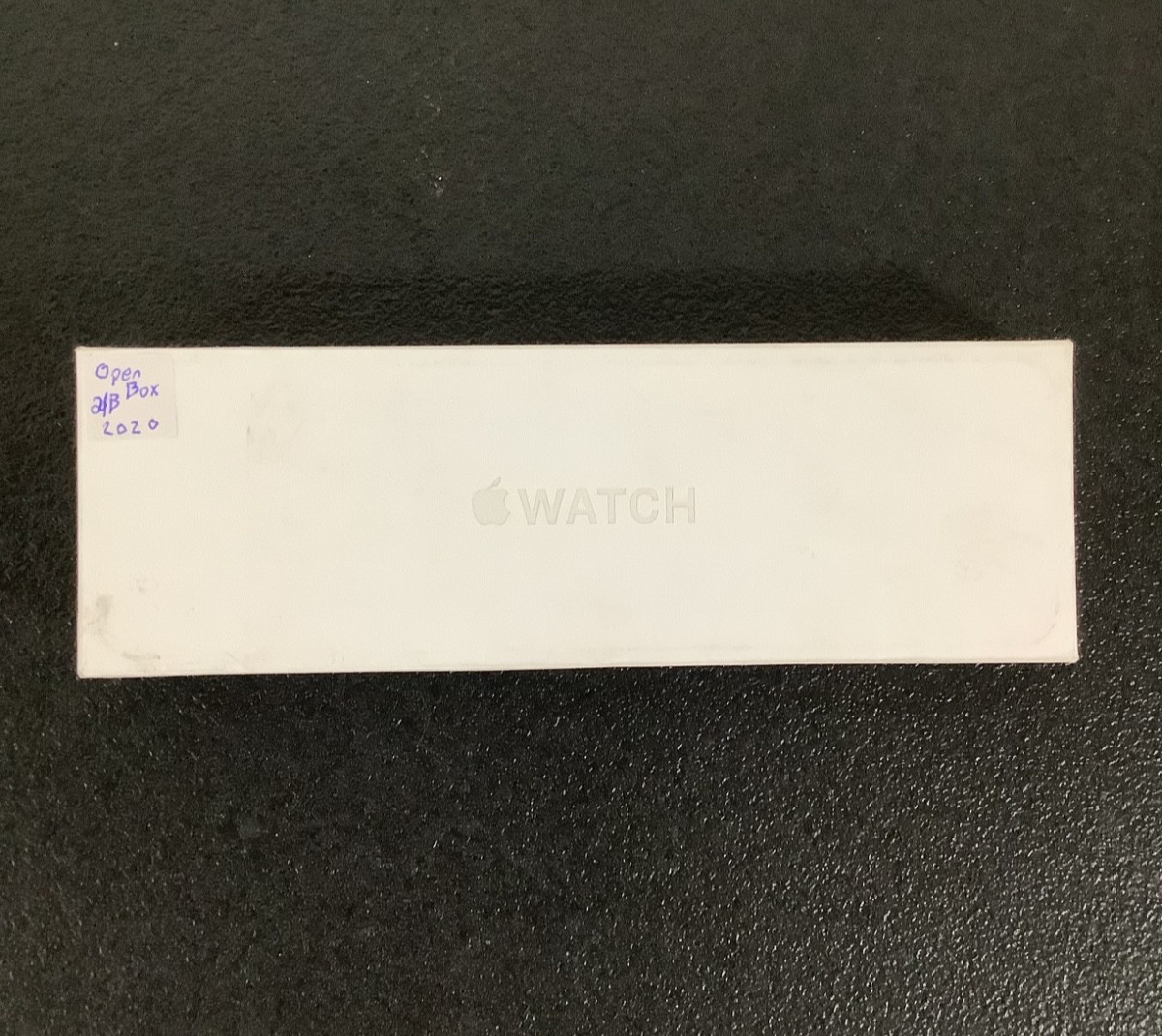 Apple Watch Series 10 42MM Gold Titanium Case Starlight Sport Band A3001