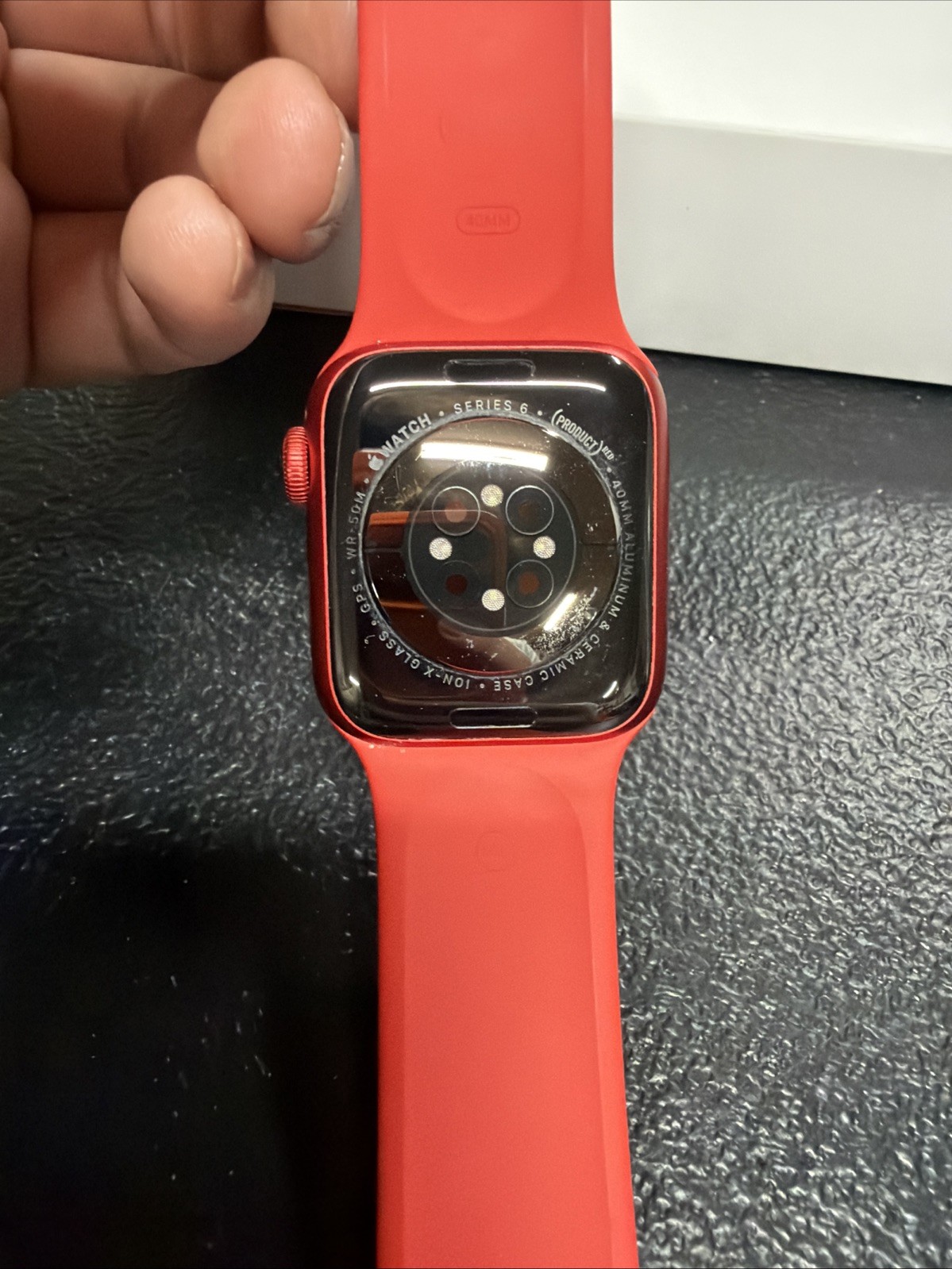 Apple Watch Series 6 40mm Product RED GPS WiFi Bluetooth M00A3LL/A