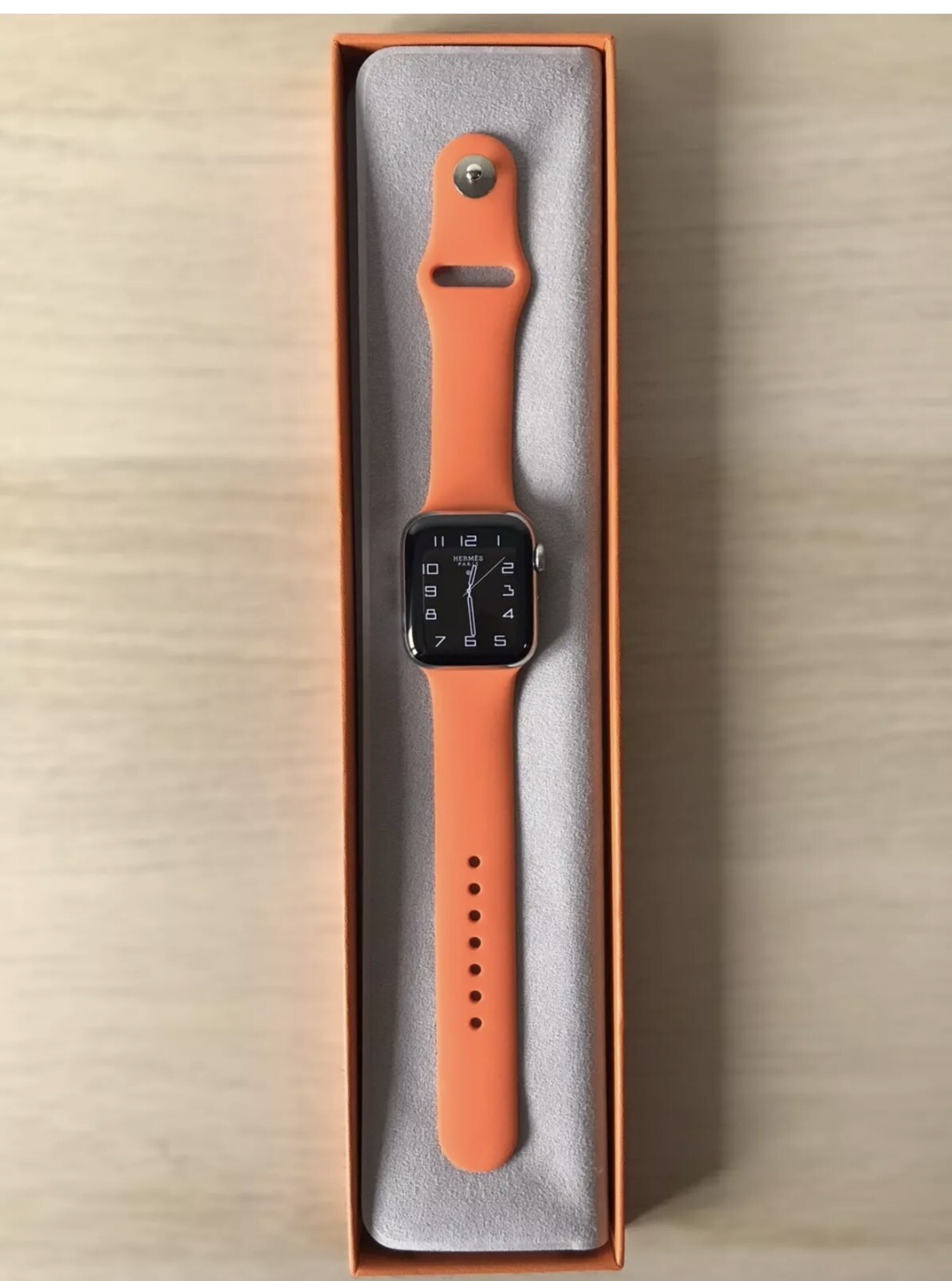 Brand new Hermes Apple Watch 40MM series 5