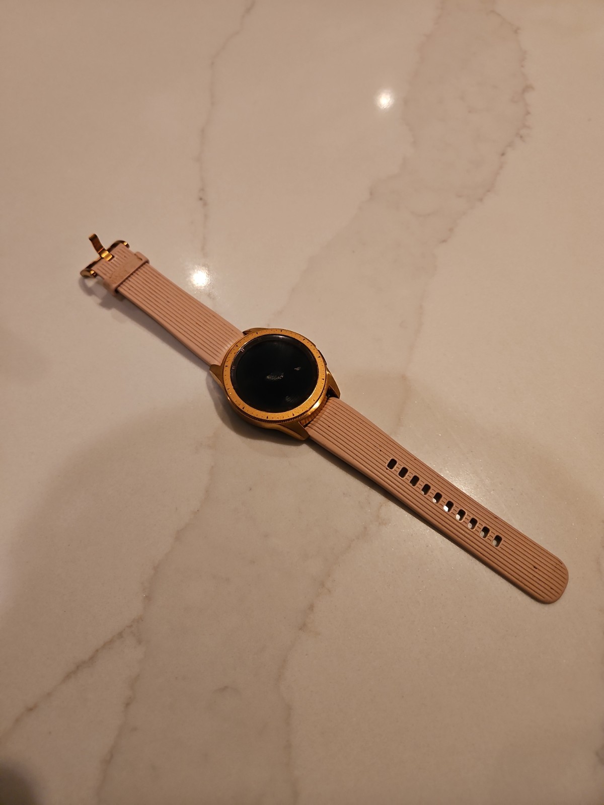 Samsung Galaxy Watch – Stainless Steel – 42mm – Gold – (BAD BATT)