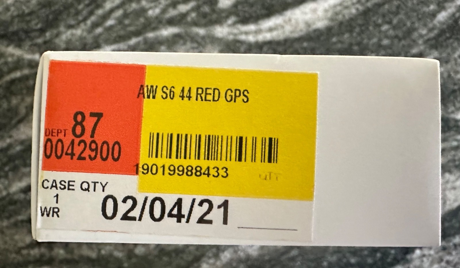 Apple Watch Series 6 44mm Aluminum Case with Sport Band – PRODUCT(RED) GPS