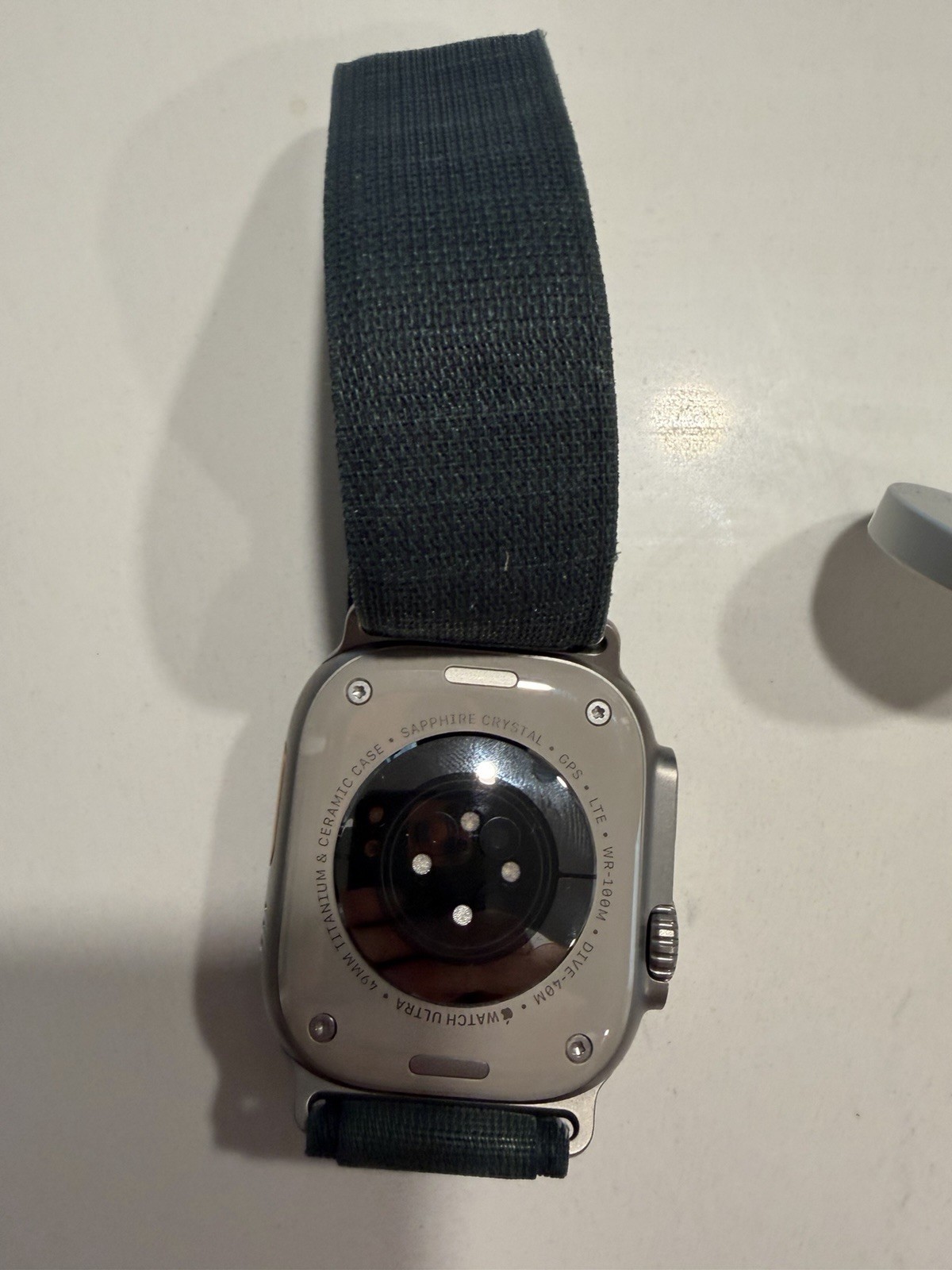 Apple Watch Ultra 1 used Green Alpine Band Milanese Loop 49mm