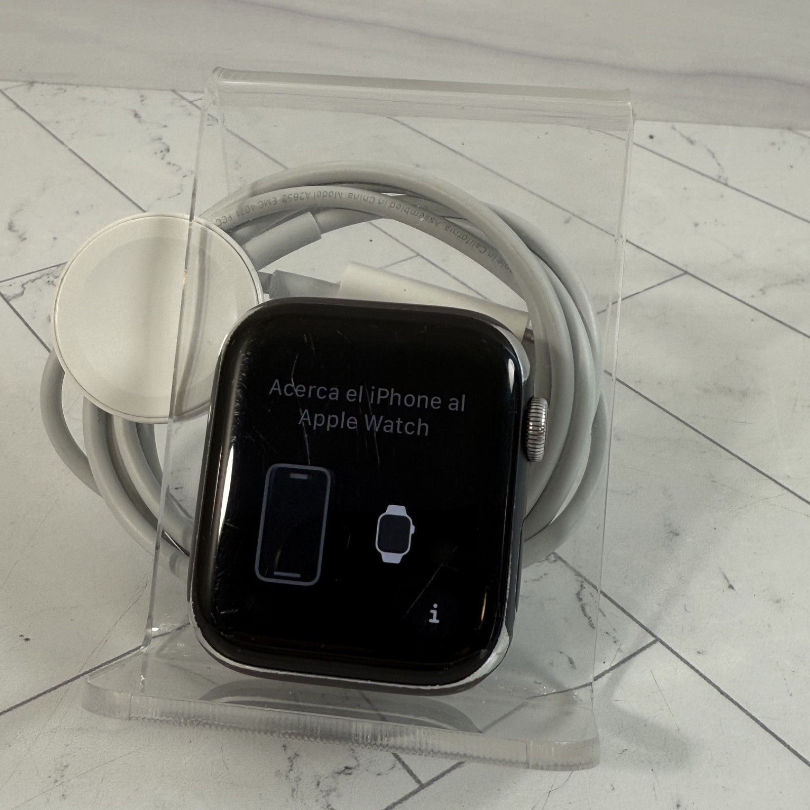 Apple Watch SE 1st Gen 44mm Space Gray A2354 Smartwatch Cellular Unlocked #H213