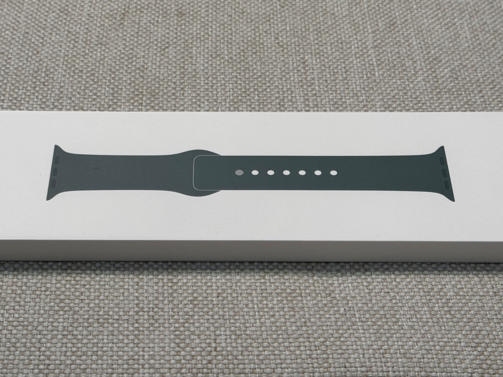 40mm Series 5 Apple Watch – Gold Case, 3 different bands! (MWWP2LL/A)