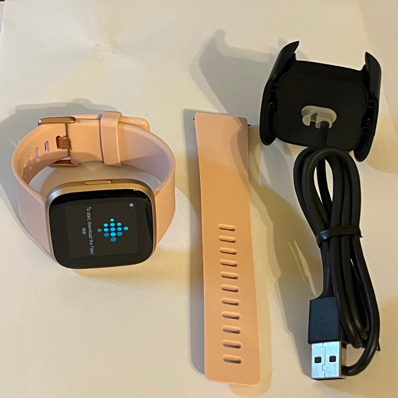 Fitbit Versa 2 Fitness Smart Watch Activity Tracker FB507 w/ Small & Large Bands