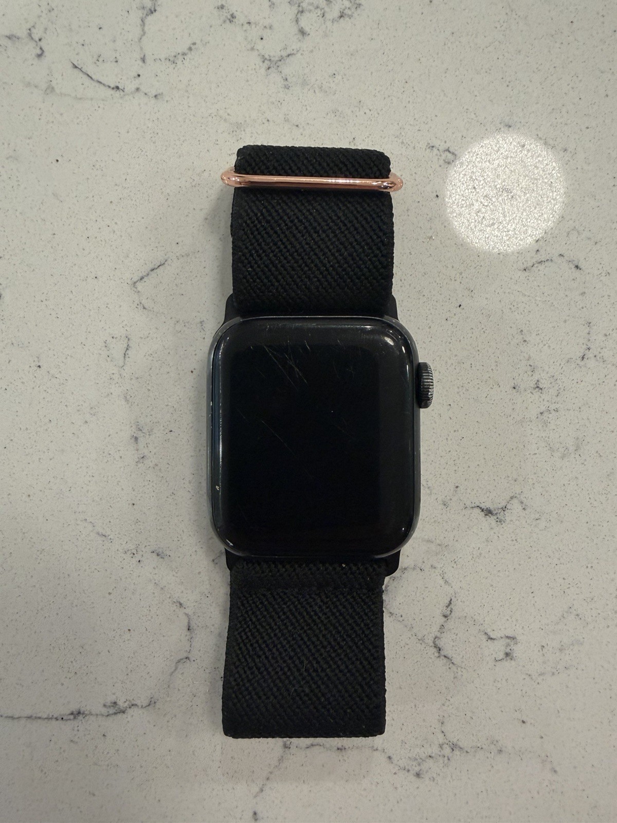 Apple Watch SE (2022) 40mm Midnight Aluminum Case with Sport Band, S/M (GPS)…