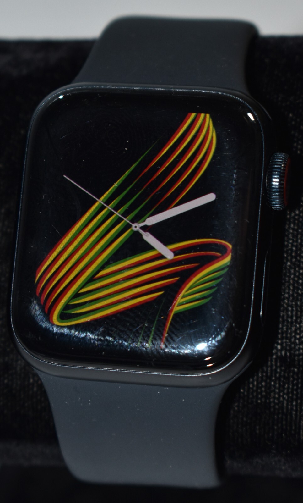 Apple Watch Series SE (2nd Generation) Smartwatch 40mm GPS LTE – Free US Ship