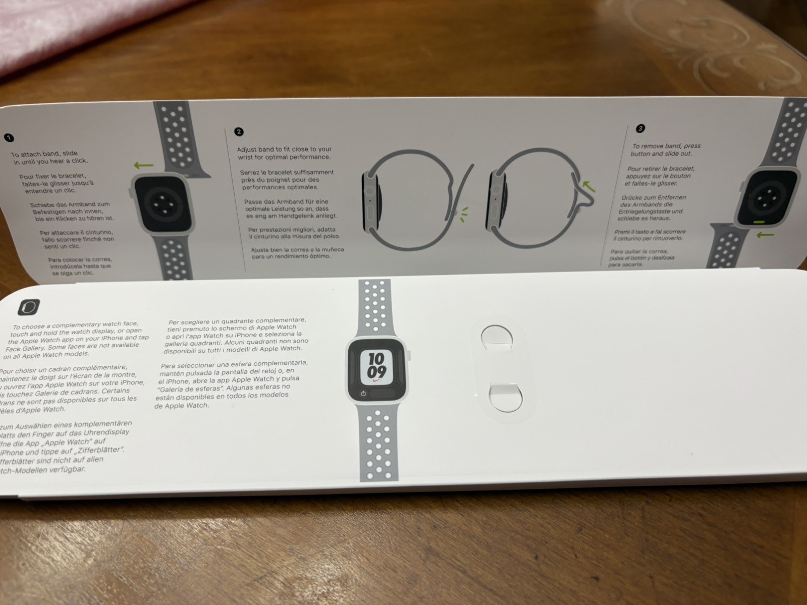 Apple Watch Series SE (2nd Gen) 44,Cellular Unlocked- 2 Bands (Reg + Nike Sport)