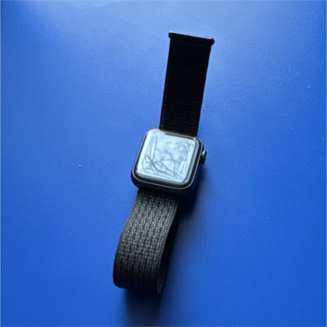 Apple Watch SE Nike 40mm Black Aluminum Case Black Nylon Band GPS
