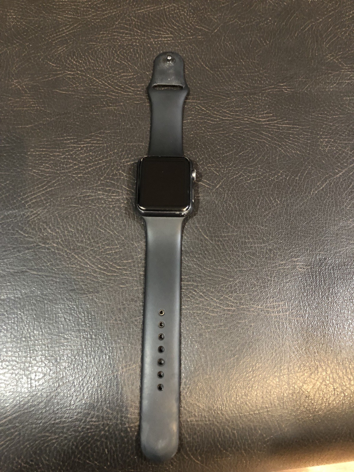 Apple Watch 42mm Space Gray Aluminum Black Invisible Shield Mic Doesn’t Work