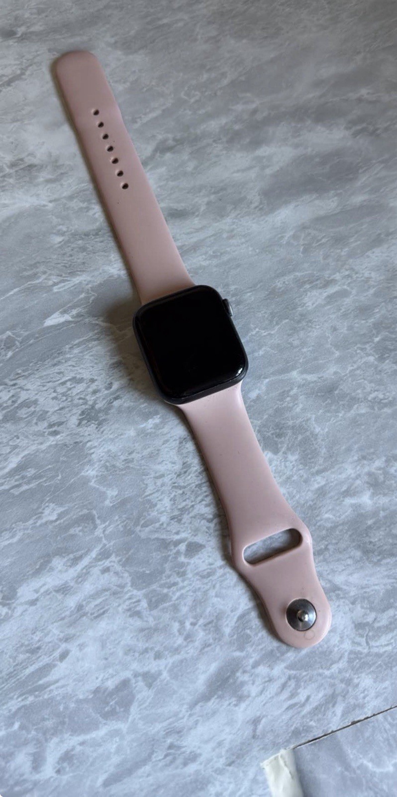 Apple Watch Series 5 Black 44mm Unlocked With Sport Band