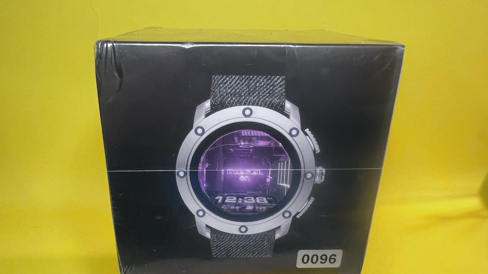 New Diesel Axial Blue Demin Men’s Smartwatch DZT2015 SEALED! Free Shipping.