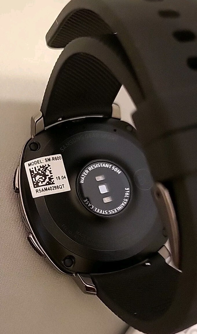 Samsung Gear Sport SM-R600 44.6mm Black Case Silicone Band Classic Buckle