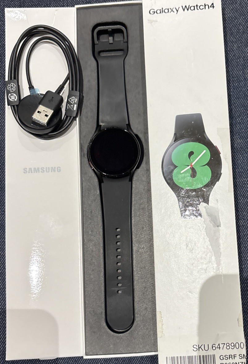 Samsung Galaxy Watch4 40mm R860 GPS – Excellent Open Box ExcellentBlack
