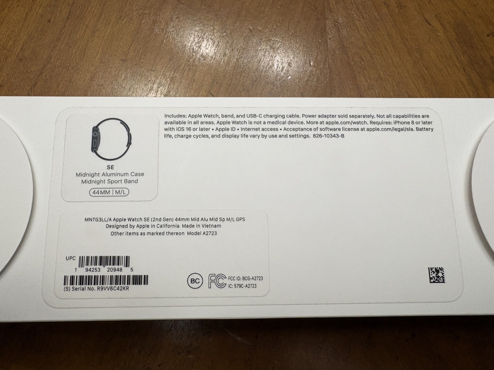 Apple Watch Series SE (2nd Gen) 44,Cellular Unlocked- 2 Bands (Reg + Nike Sport)