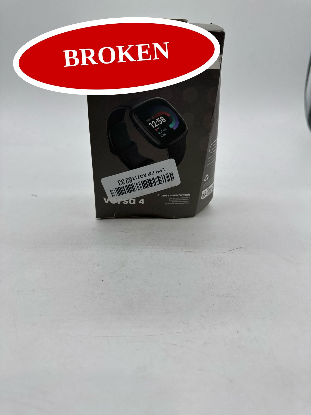 (BROKEN) Fitbit Versa 4 Fitness Smartwatch GPS Heart Rate Sleep Tracking Black
