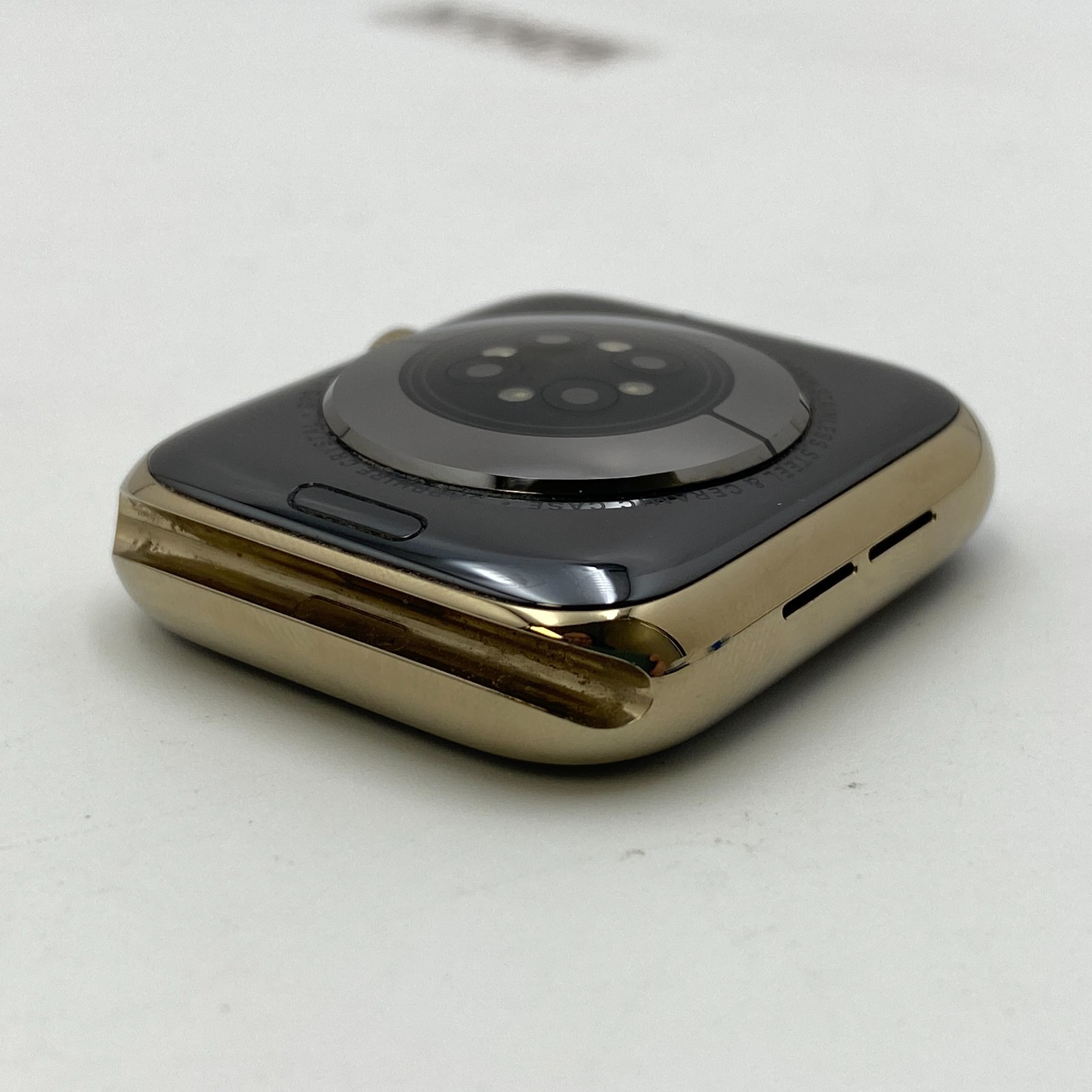 Apple Watch Series 6 – 44mm Stainless Steel Gold (Unlocked) A2294 – Very Good