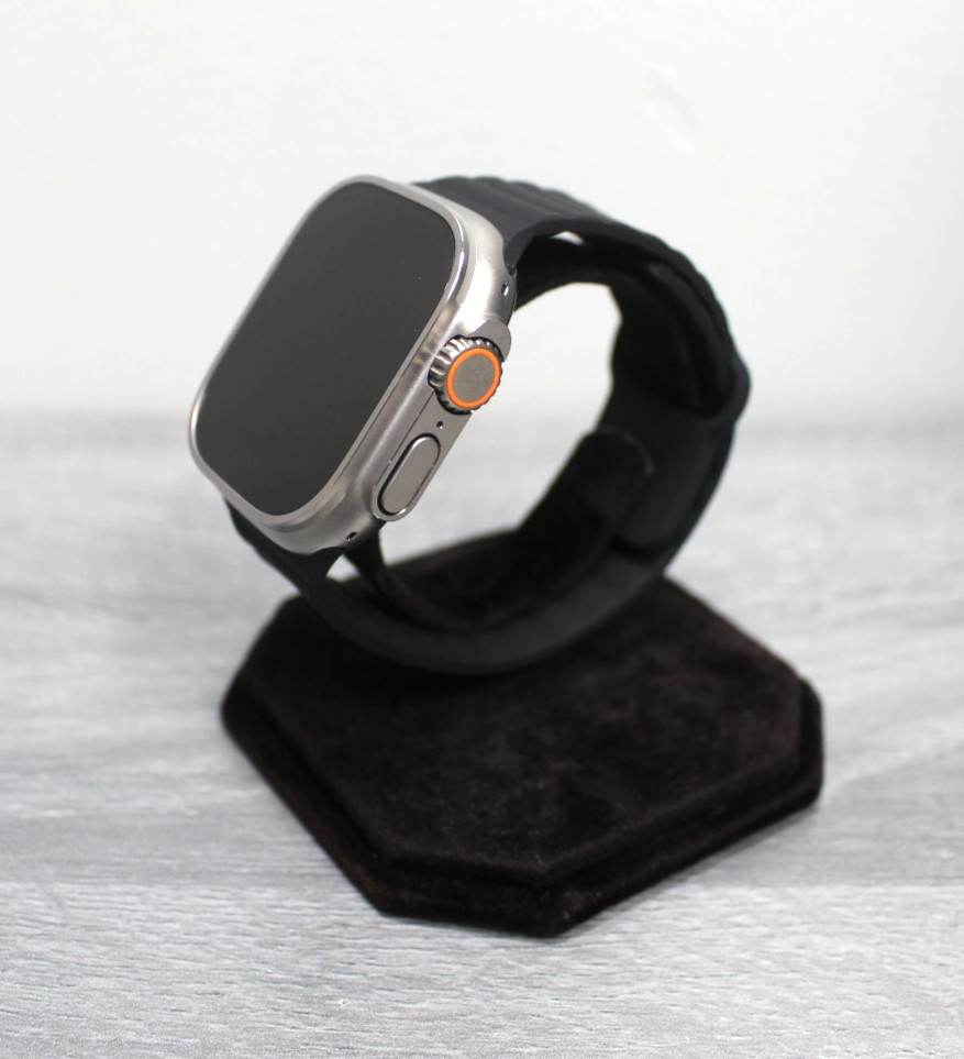 Apple Watch Ultra 2 A2986, GPS + LTE, 49MM Gray Titanium & Ceramic Case. Black