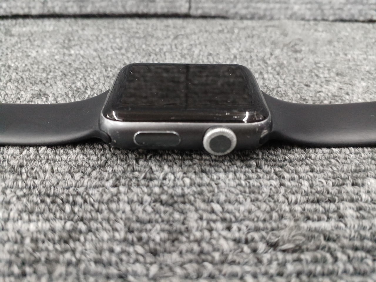 Apple Watch Series 3 GPS 42mm Space Gray Smartwatch, Used, 8GB, OS 8.7