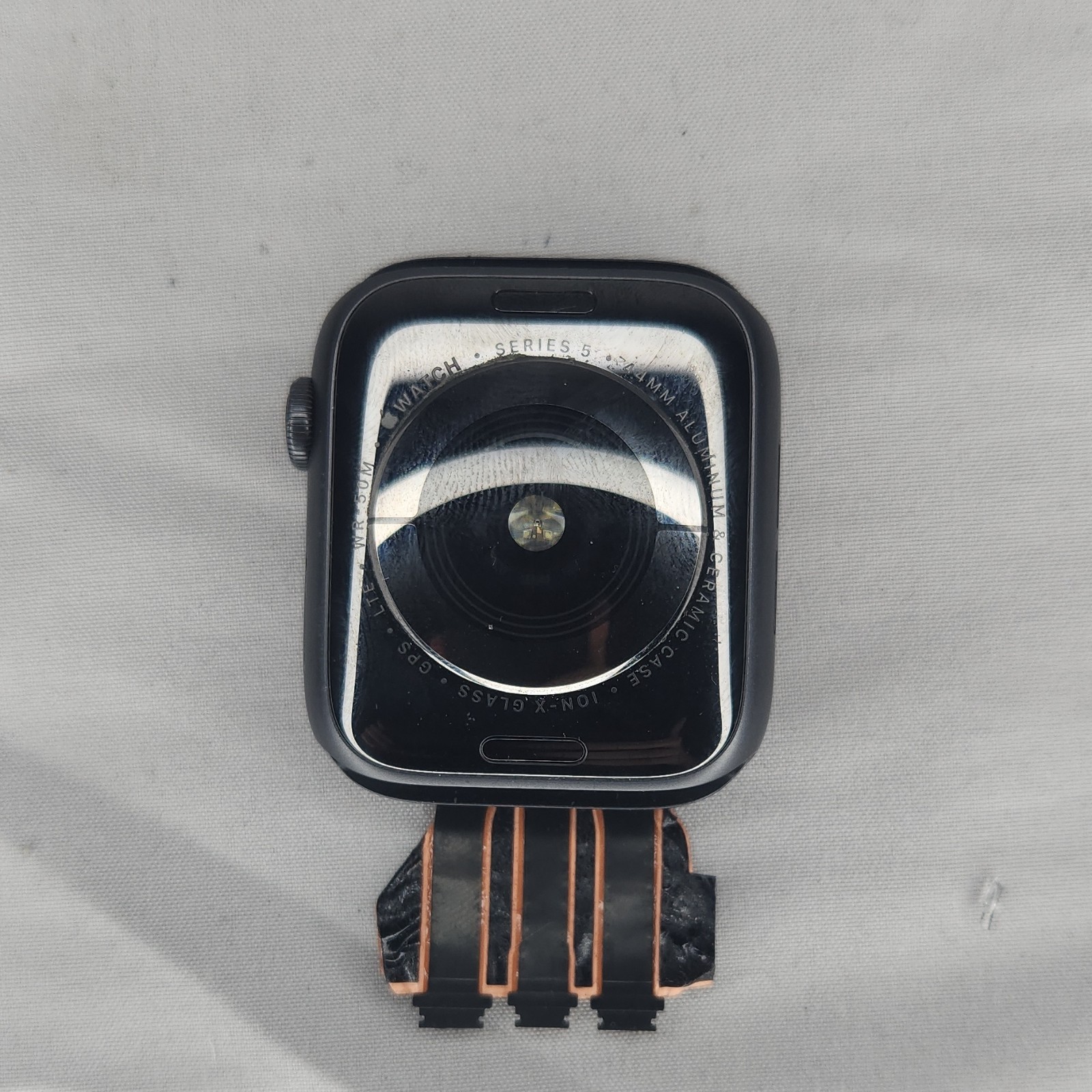 Apple Watch Series 5 Cellular LTE For Parts Repair AS-IS Not Working Smartwatch