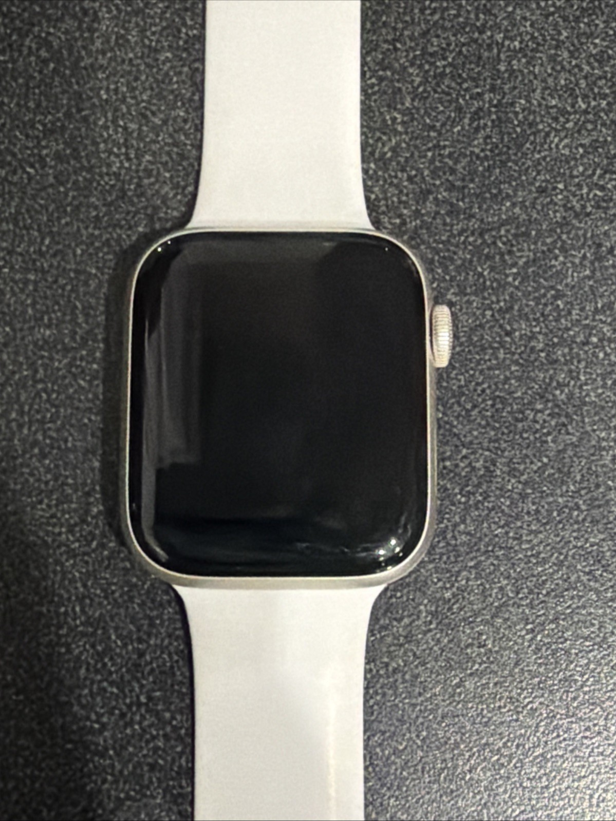 Apple Watch SE 44mm Starlight Aluminum Case with Starlight Sport Band