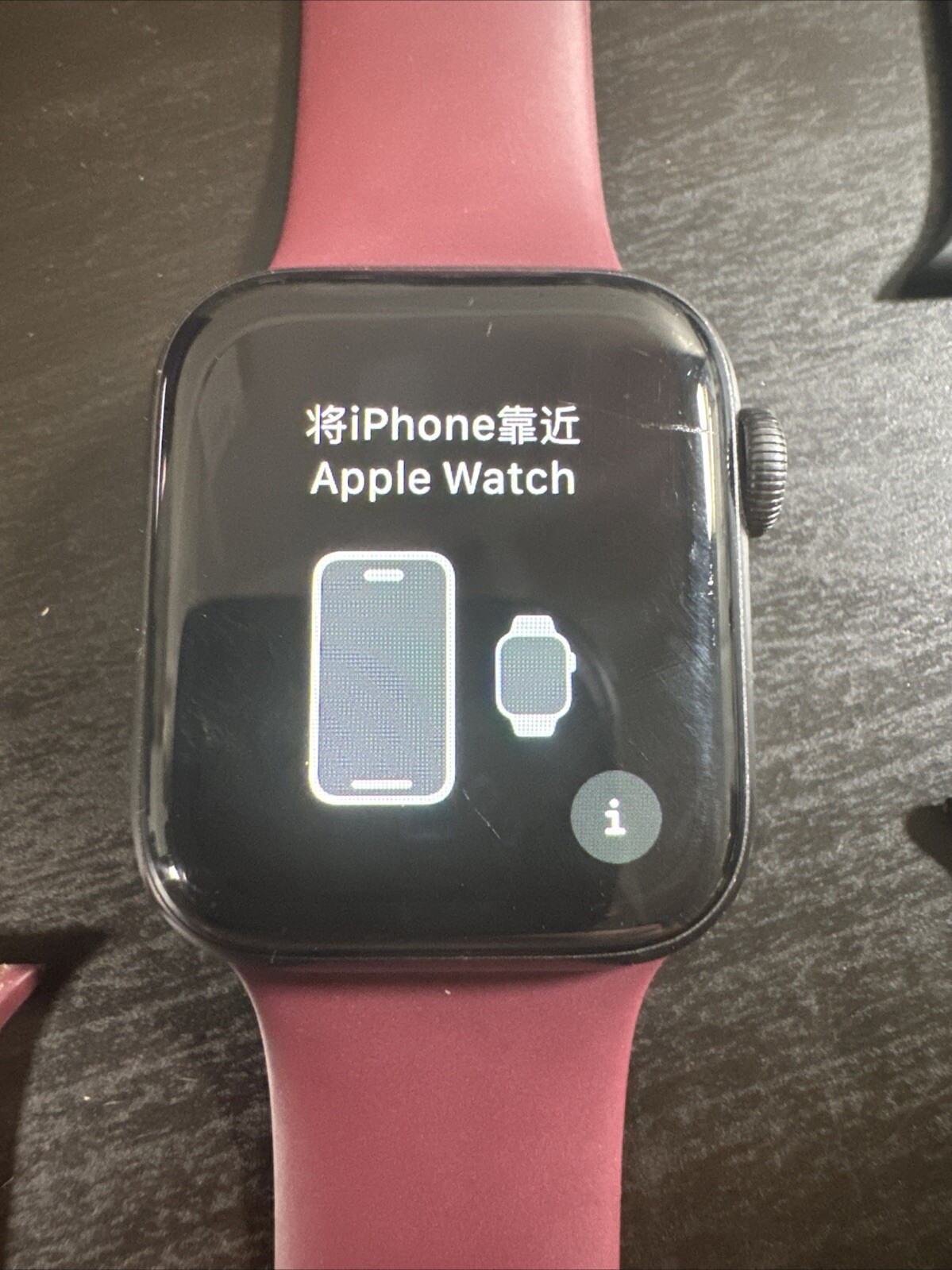 Apple Watch Series 6 GPS + LTE 40MM Space Gray Aluminum Case 2 Apple Sport Bands