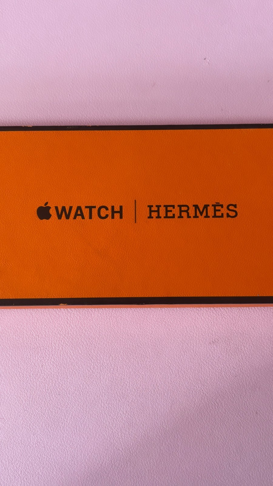 Apple Watch Hermès 40mm Black Stainless Steel 32GB w/ White Leather Band