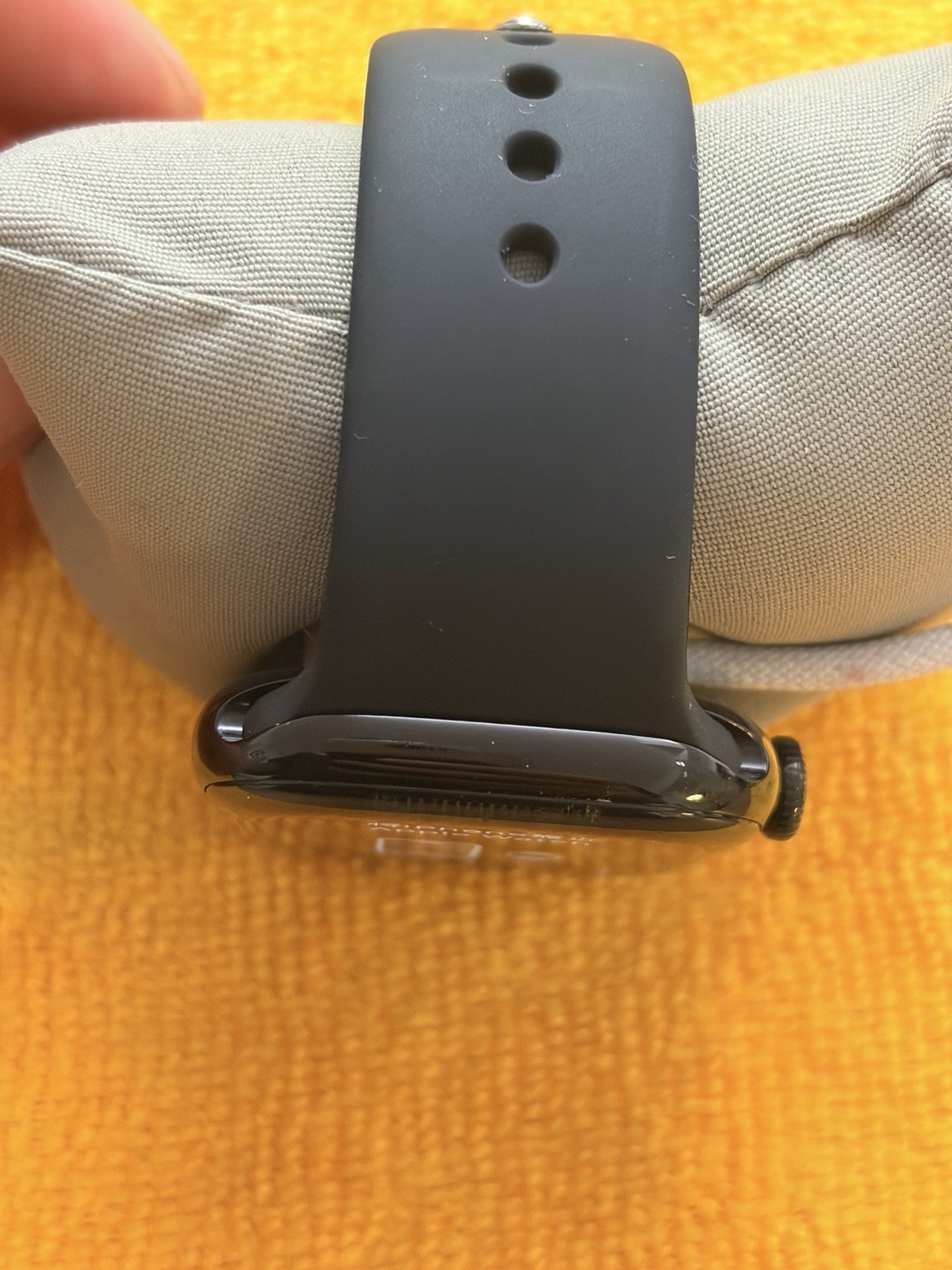 Apple Watch Series 10 – 46mm (GPS + Cellular) Jet Black |