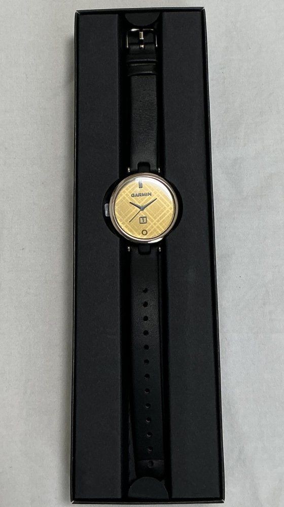 Garmin Lily Classic Black Leather Cream Gold Smartwatch Opened Unused