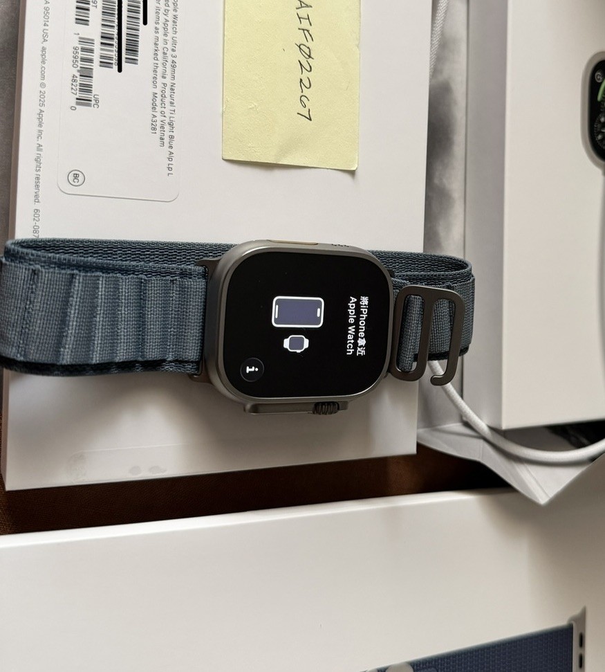 Apple Watch Ultra 3 49mm Titanium Cellular – Mint condition