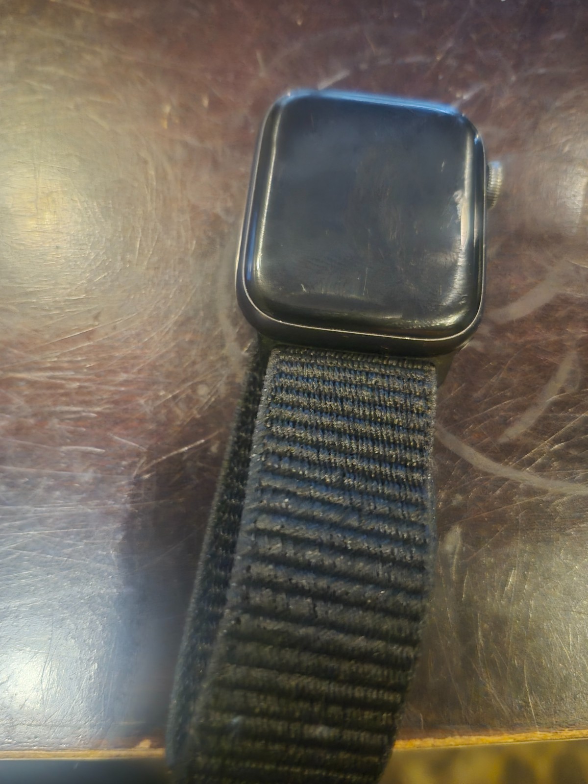 apple watch series 4 fabric band aluminum and ceramic case