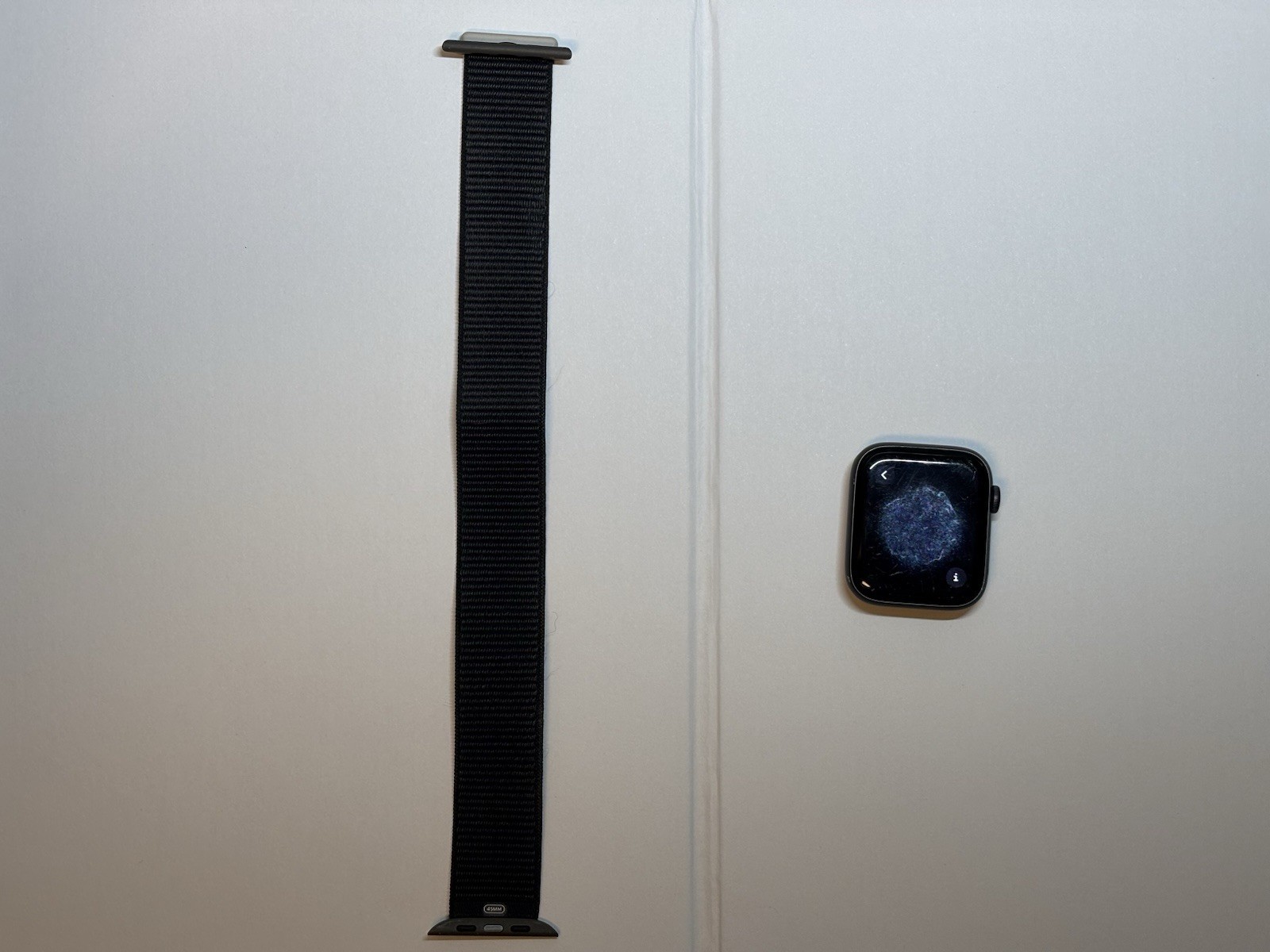 Apple Watch SE (2nd Generation) 44mm GPS Cellular Black Aluminum Smartwatch